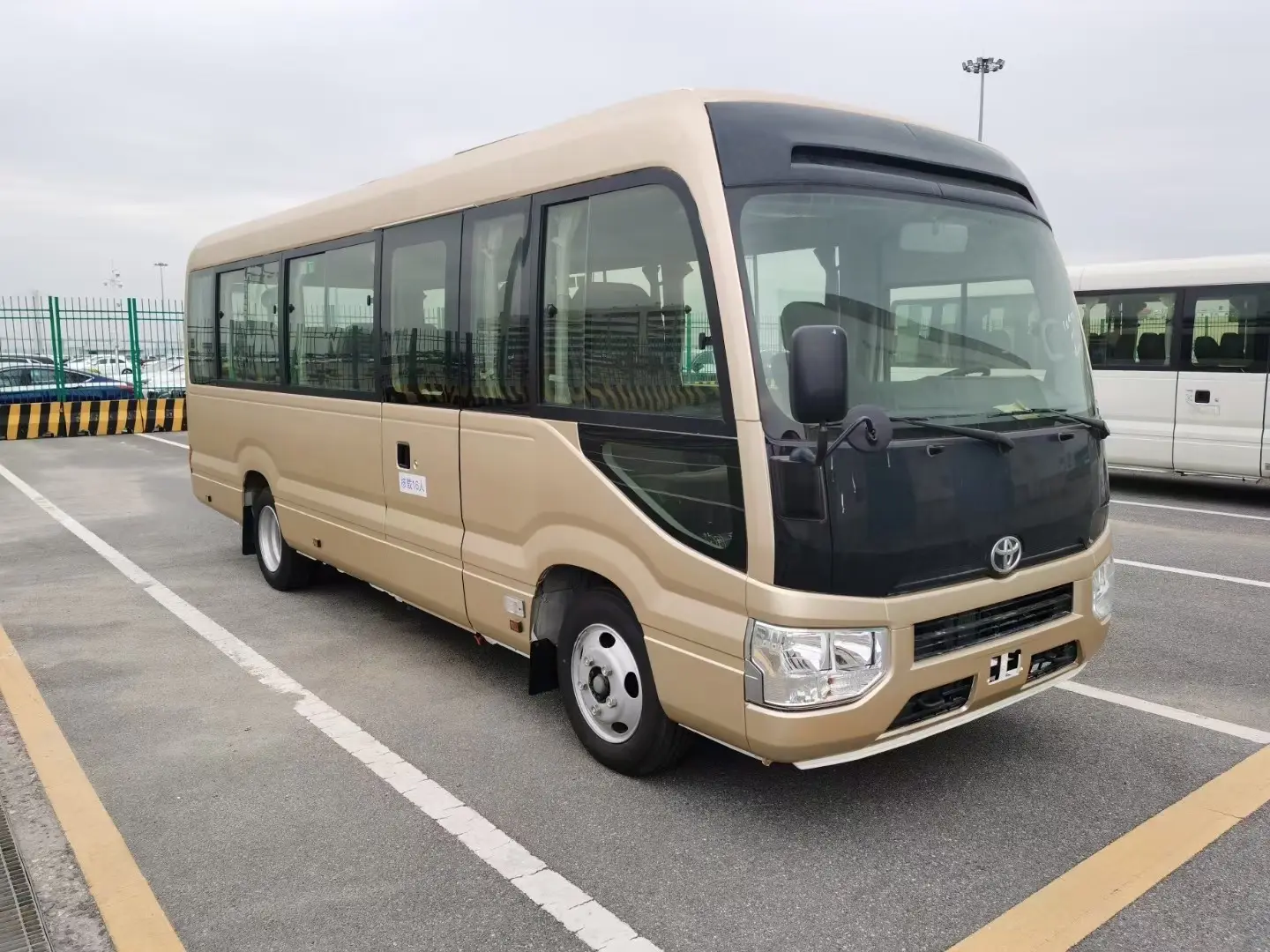 虎丘区考斯特租车-丰田考斯特